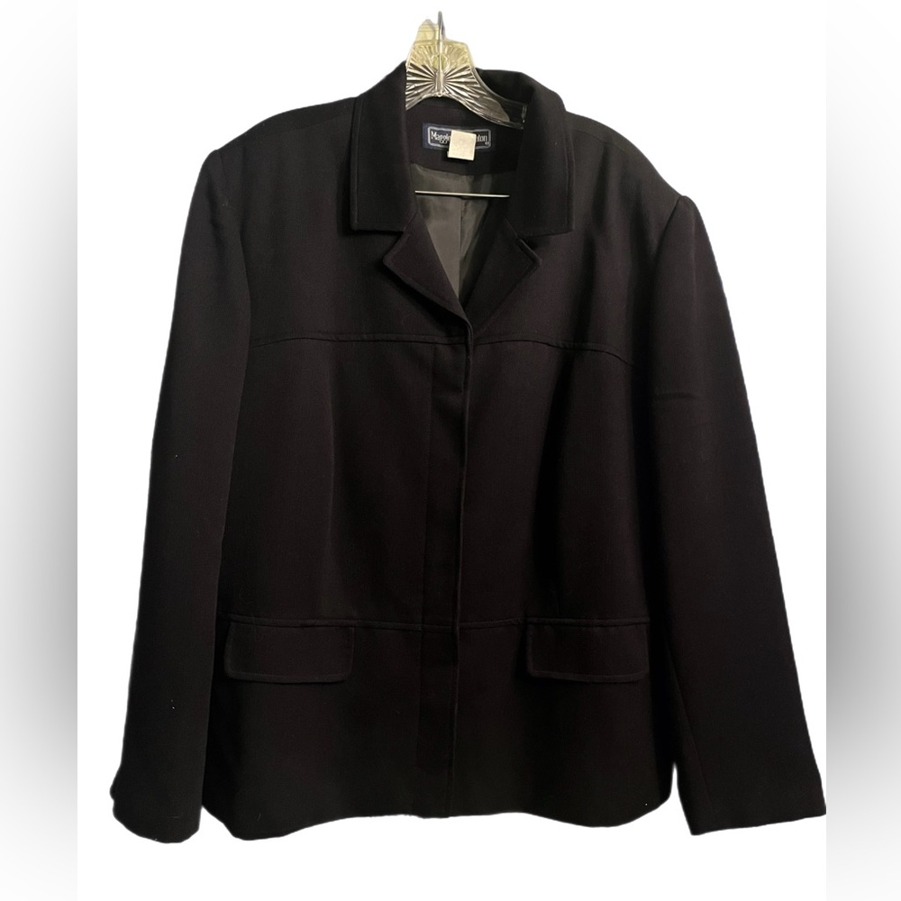 Woman’s plus size black blazer button down faux pockets size 18 office vintage